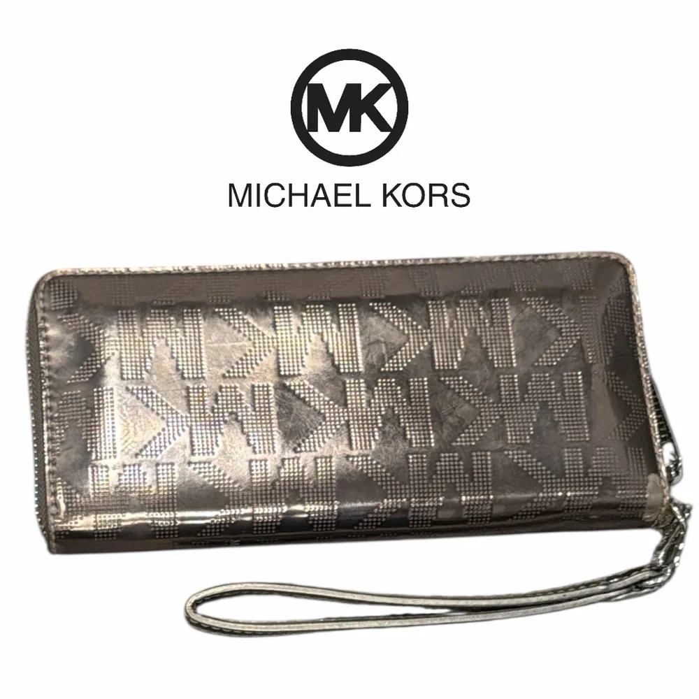 Michael Kors Metallic Zip‎ Around Wristlet Wallet - Picture 2 of 5